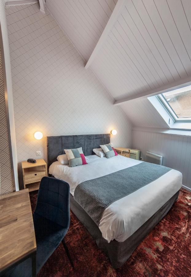 Logis Hotel & Restaurant - Les Hauts De Montreuil Montreuil  Ngoại thất bức ảnh