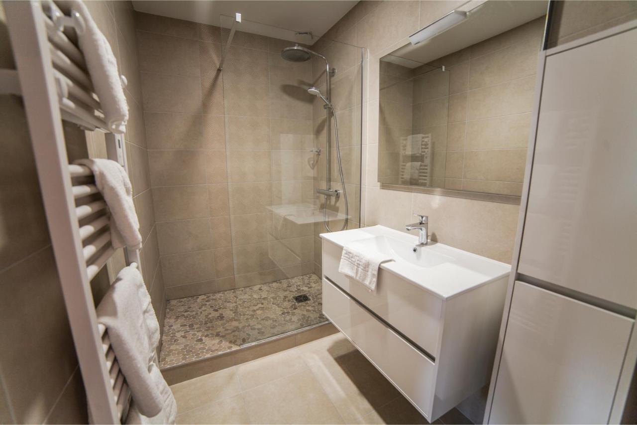 Logis Hotel & Restaurant - Les Hauts De Montreuil Montreuil  Ngoại thất bức ảnh