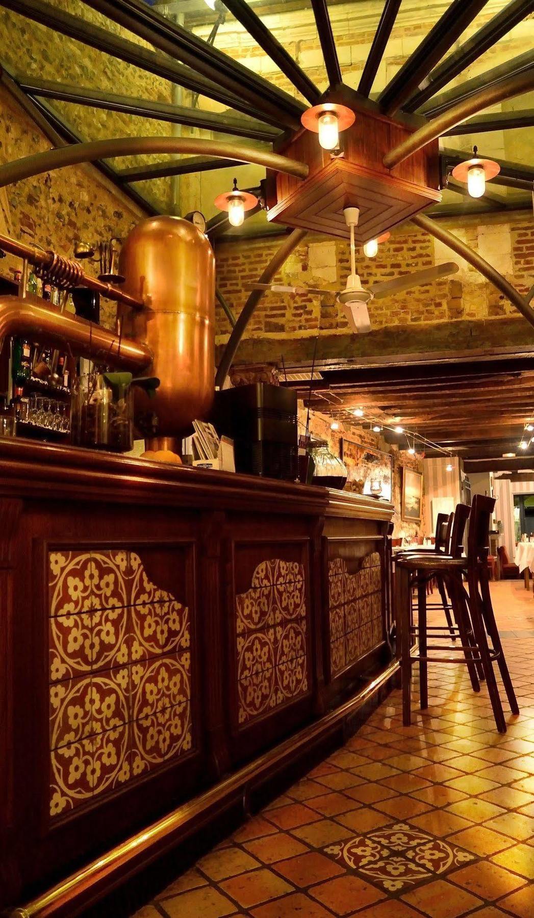 Logis Hotel & Restaurant - Les Hauts De Montreuil Montreuil  Ngoại thất bức ảnh